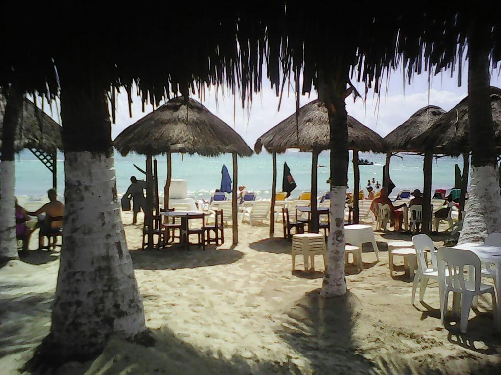Costa Del Mar Hotel Playa del Carmen Bagian luar foto